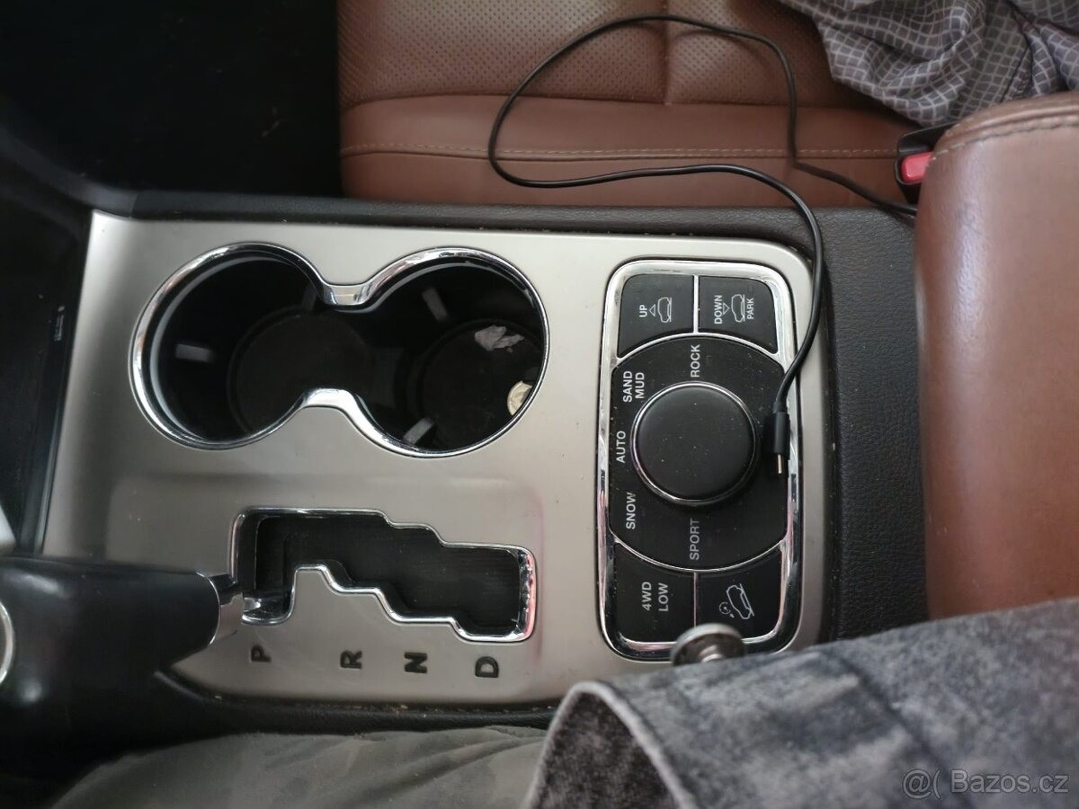 jeep-grand-cherokee-3-0-crd-177kw-rok-2013-overland - 7