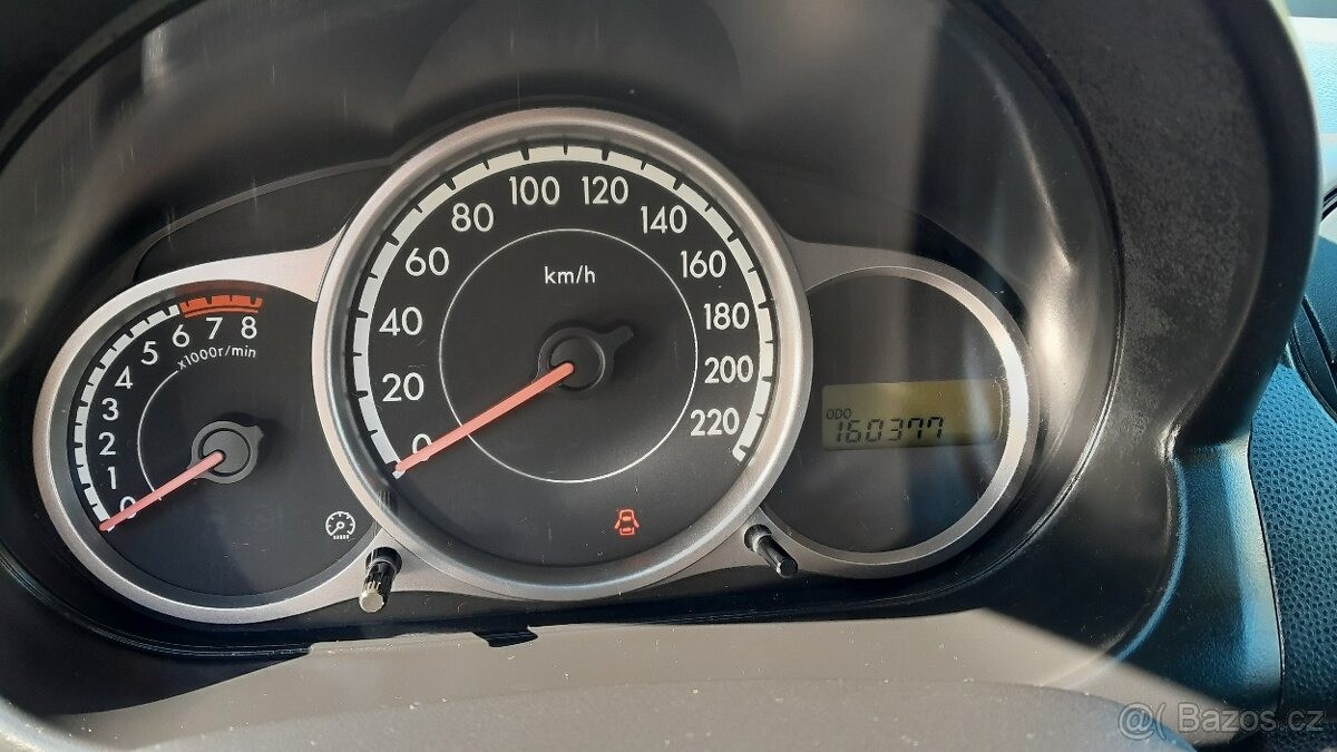 mazda-2-1-3-i-55kw - 9