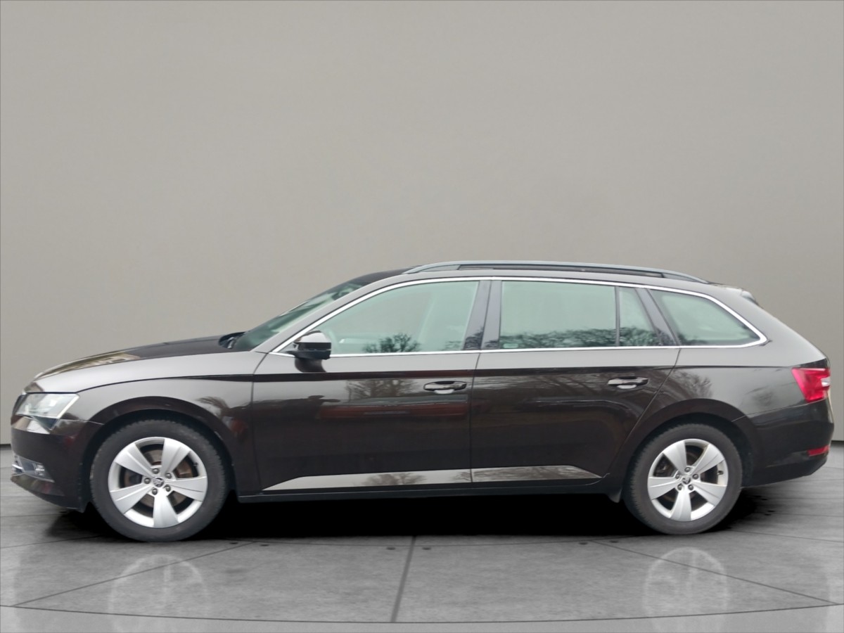 skoda-superb-2-0-cr-tdi-110kw-kombi - 2