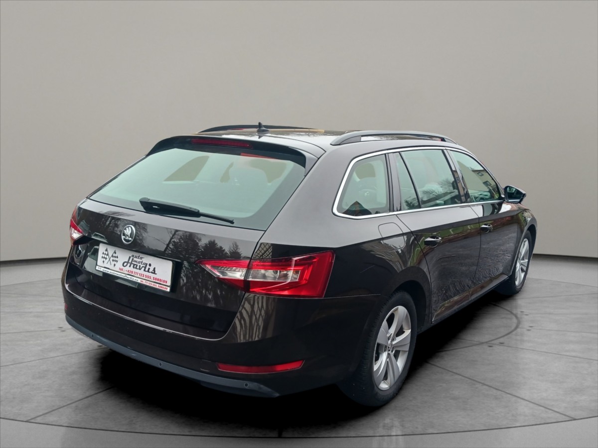 skoda-superb-2-0-cr-tdi-110kw-kombi - 4