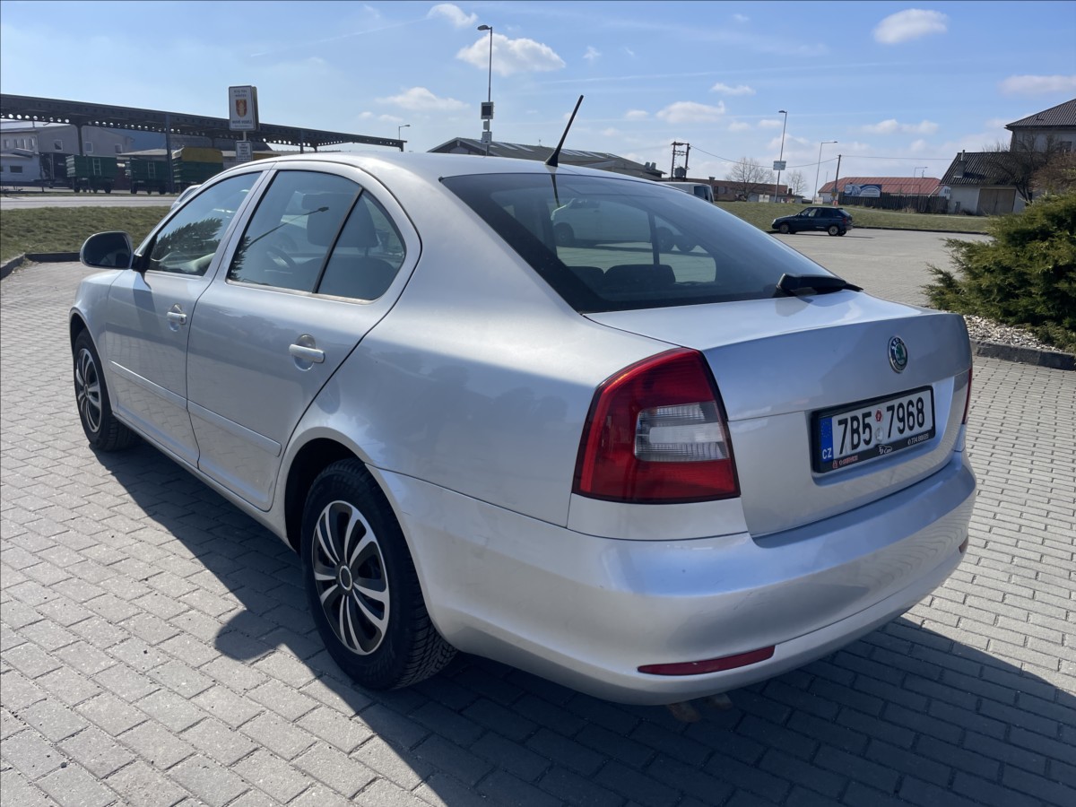 skoda-octavia-1-9-tdi-77kw-czauto-klima-servis - 2