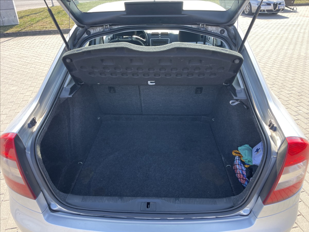 skoda-octavia-1-9-tdi-77kw-czauto-klima-servis - 8