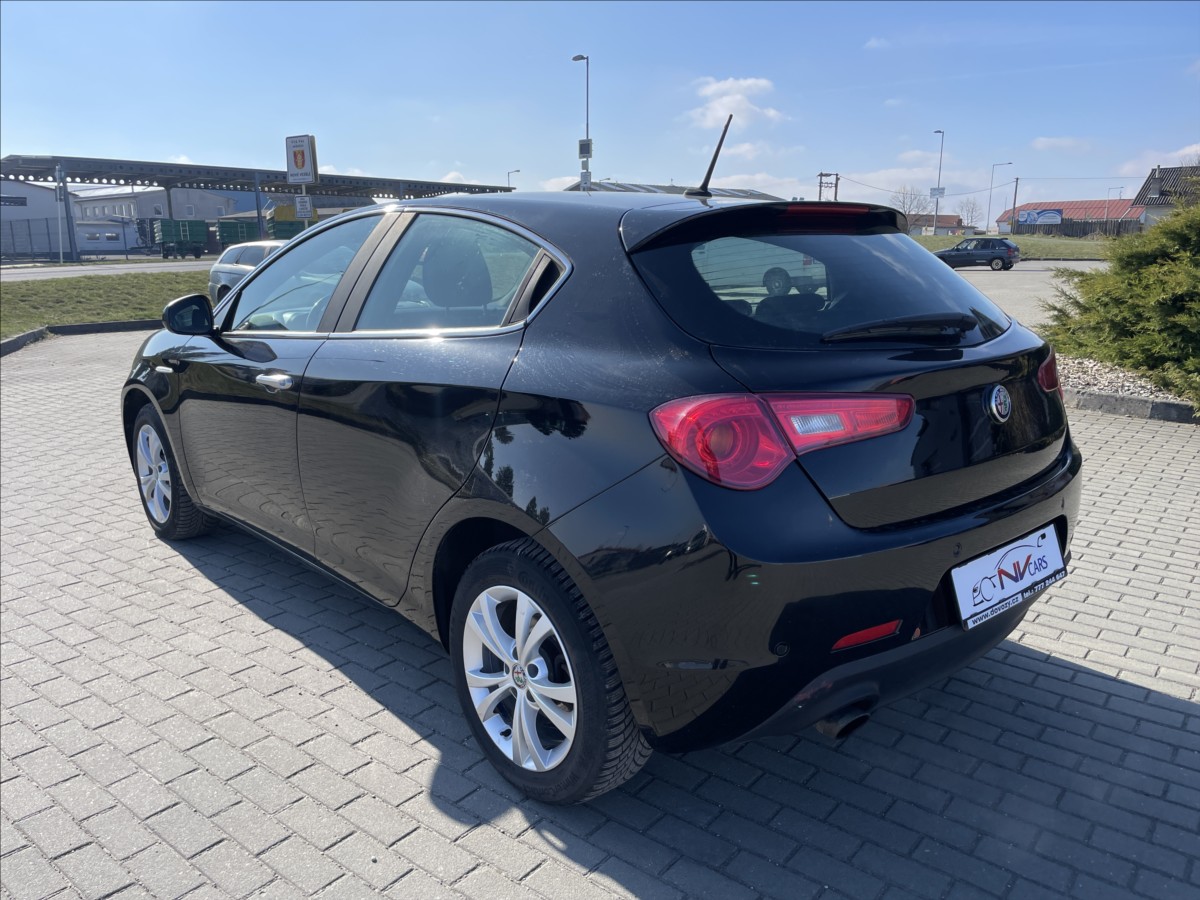 alfa-romeo-giulietta-1-4-i-16v-turbo-110kw-xenon-odp-dph - 2