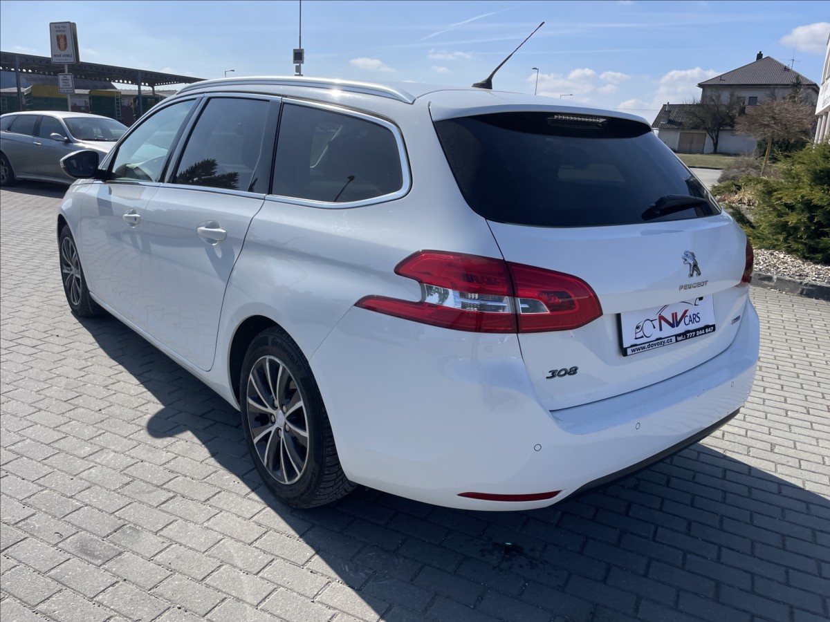 peugeot-308-1-6-bhdi-88kw-allure-led-gps-po-rozvodech-a-stk - 2
