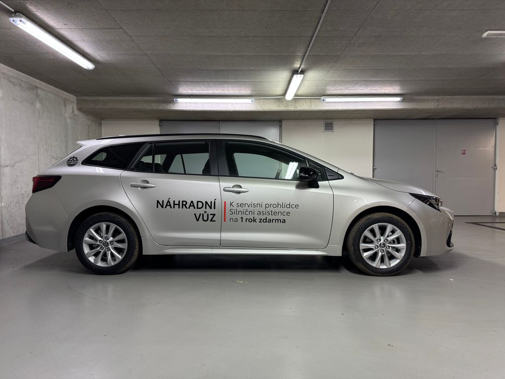 toyota-corolla-comfort-tech-1-8-hybrid-e-cvt - 3