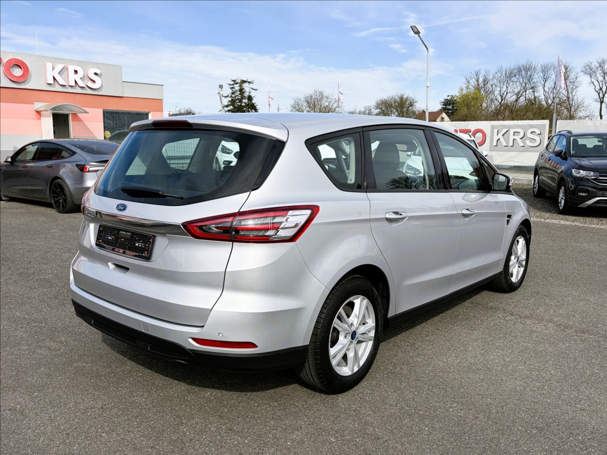 ford-s-max-2-0-tdci-110kw-man-navi-temp-carplay-vyhr-sed - 4