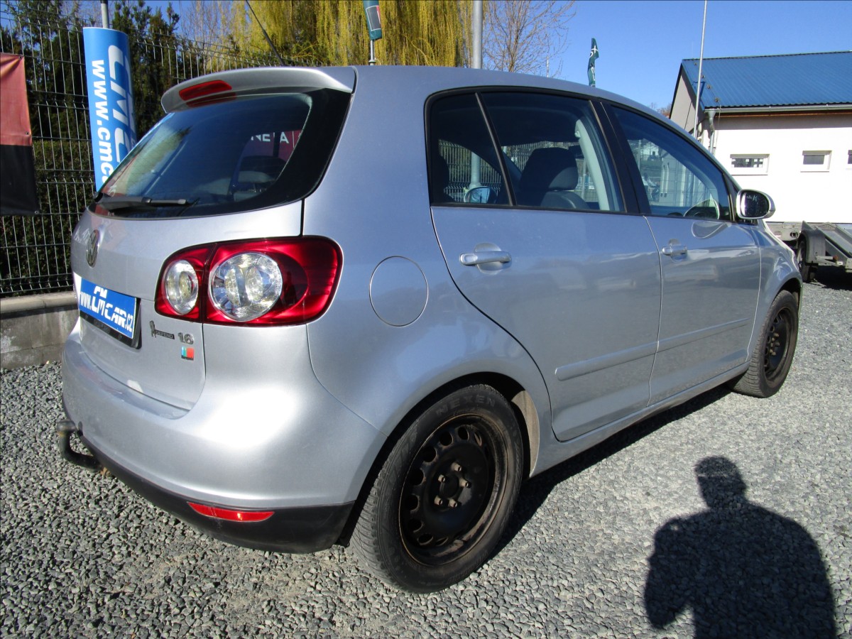 volkswagen-golf-plus-1-6i-trend-aut-klima - 3