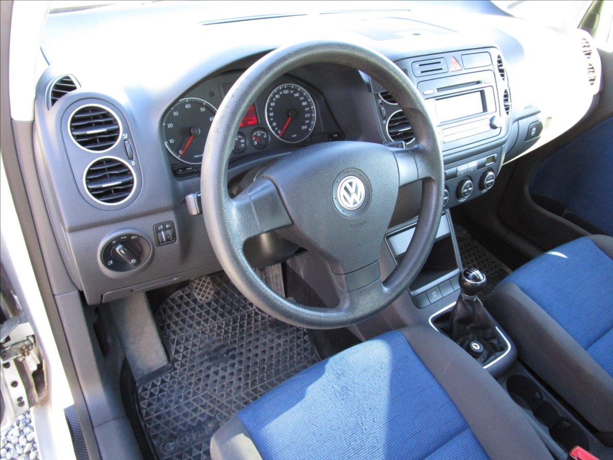 volkswagen-golf-plus-1-6i-trend-aut-klima - 9