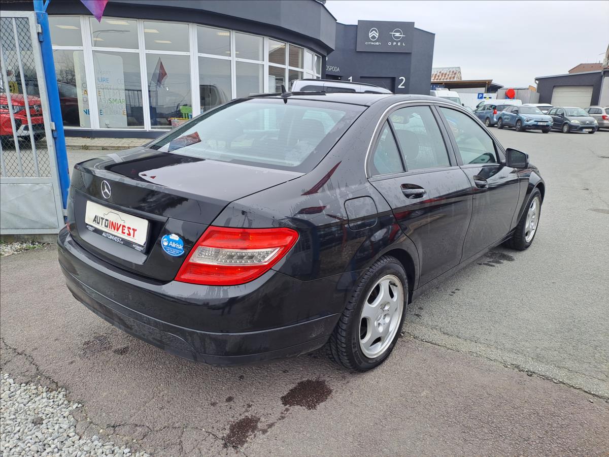 mercedes-benz-tridy-c-200-cdi - 2