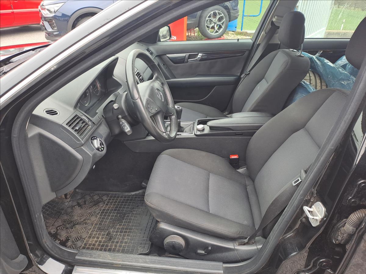 mercedes-benz-tridy-c-200-cdi - 4