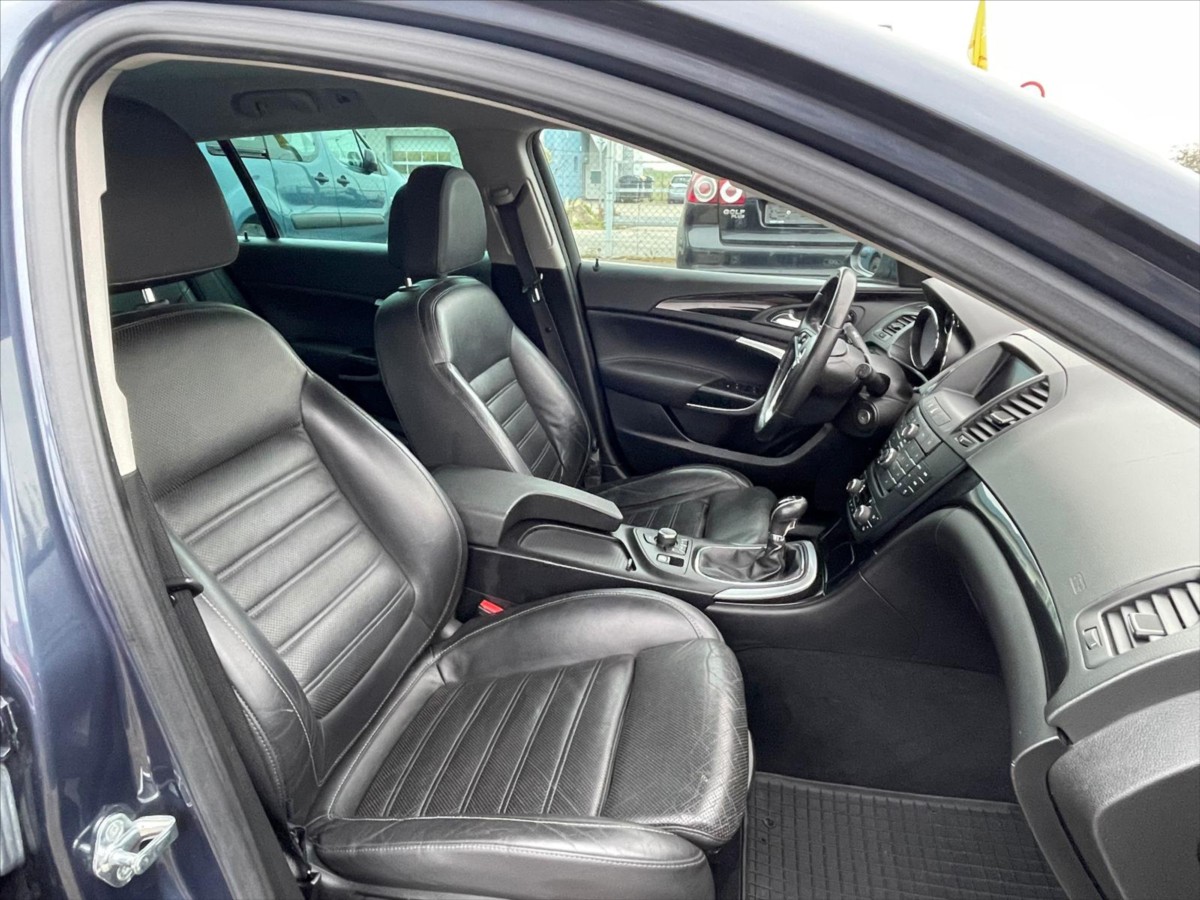 opel-insignia-1-6-t - 9