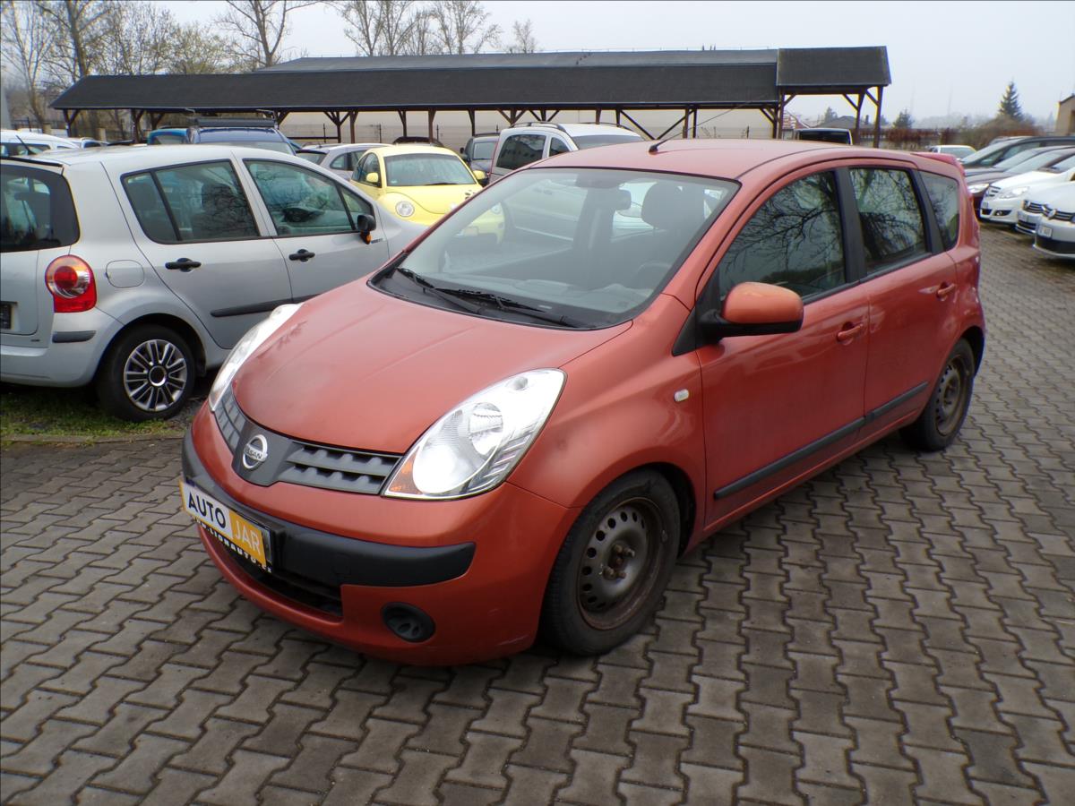 nissan-note-1-4-i-tazne-zarizeni - 2