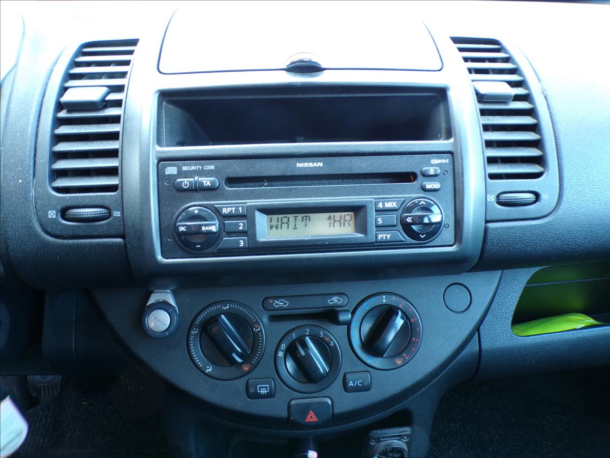 nissan-note-1-4-i-tazne-zarizeni - 8