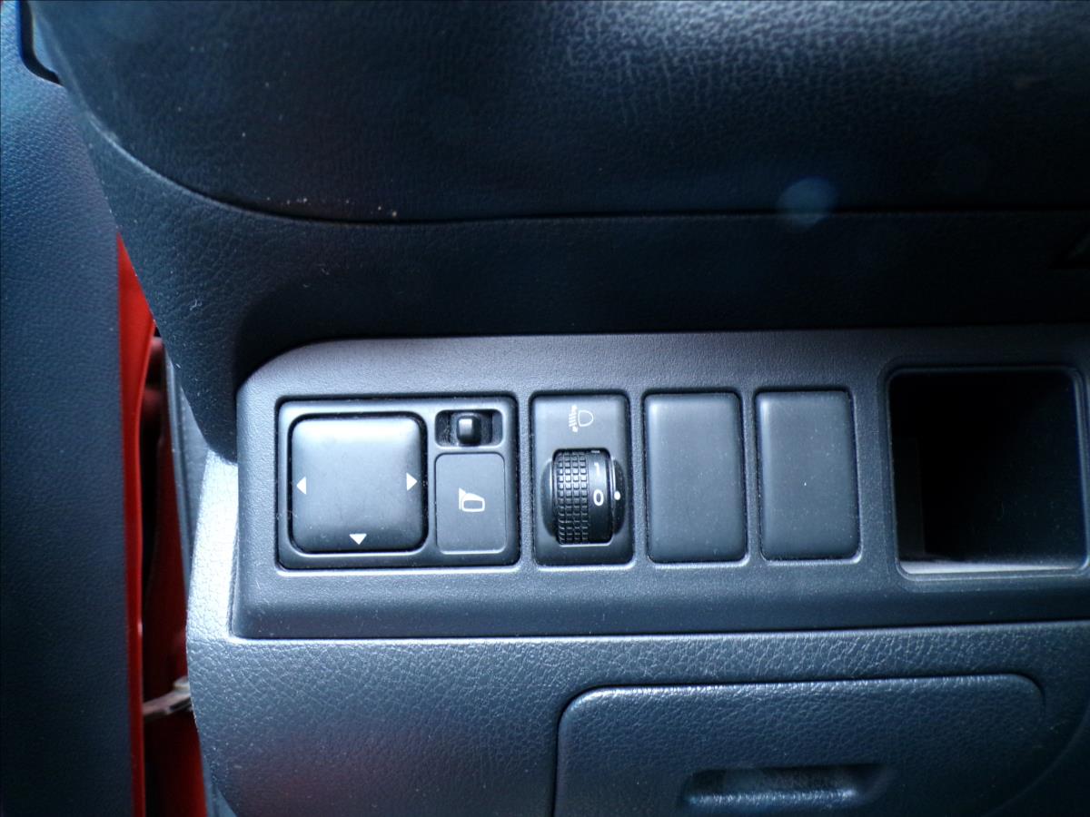 nissan-note-1-4-i-tazne-zarizeni - 9