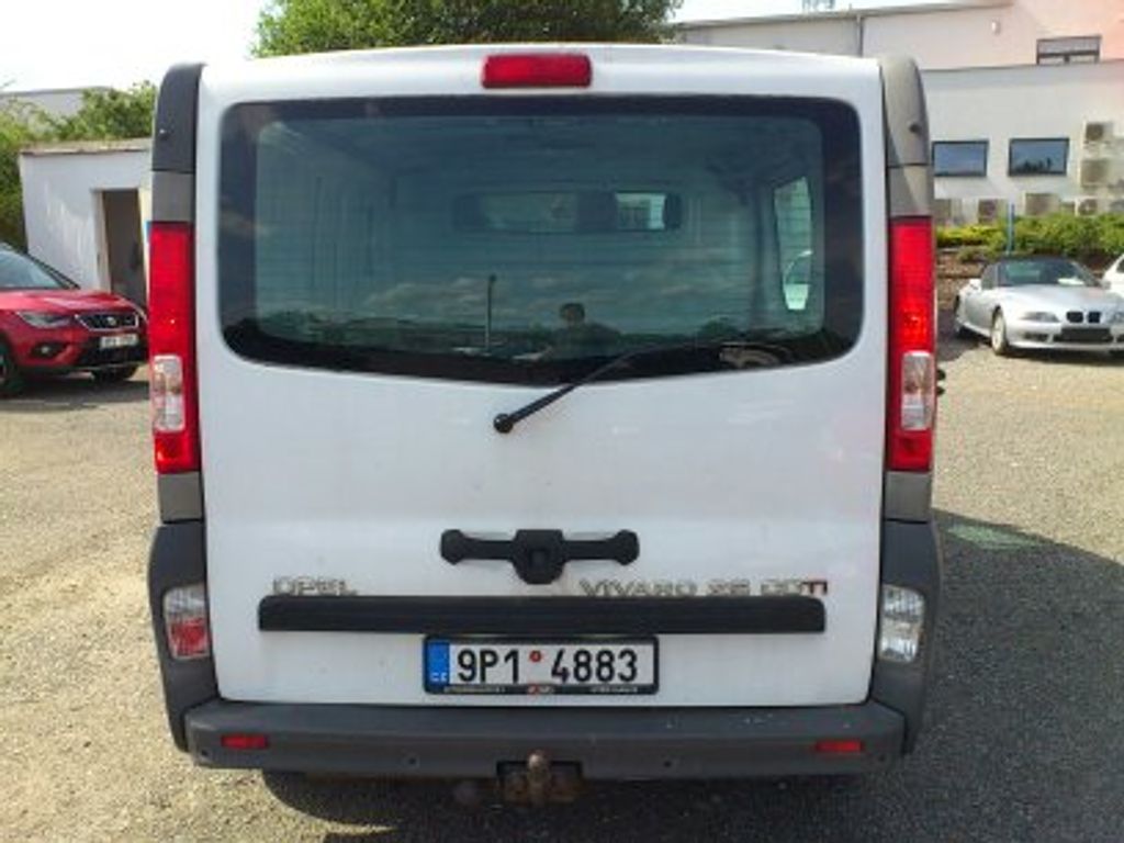 opel-vivaro-2-5-cdti-107kw - 6