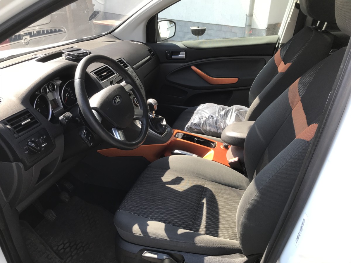 ford-kuga-2-0-tdci-4x4-120kw-mt - 6