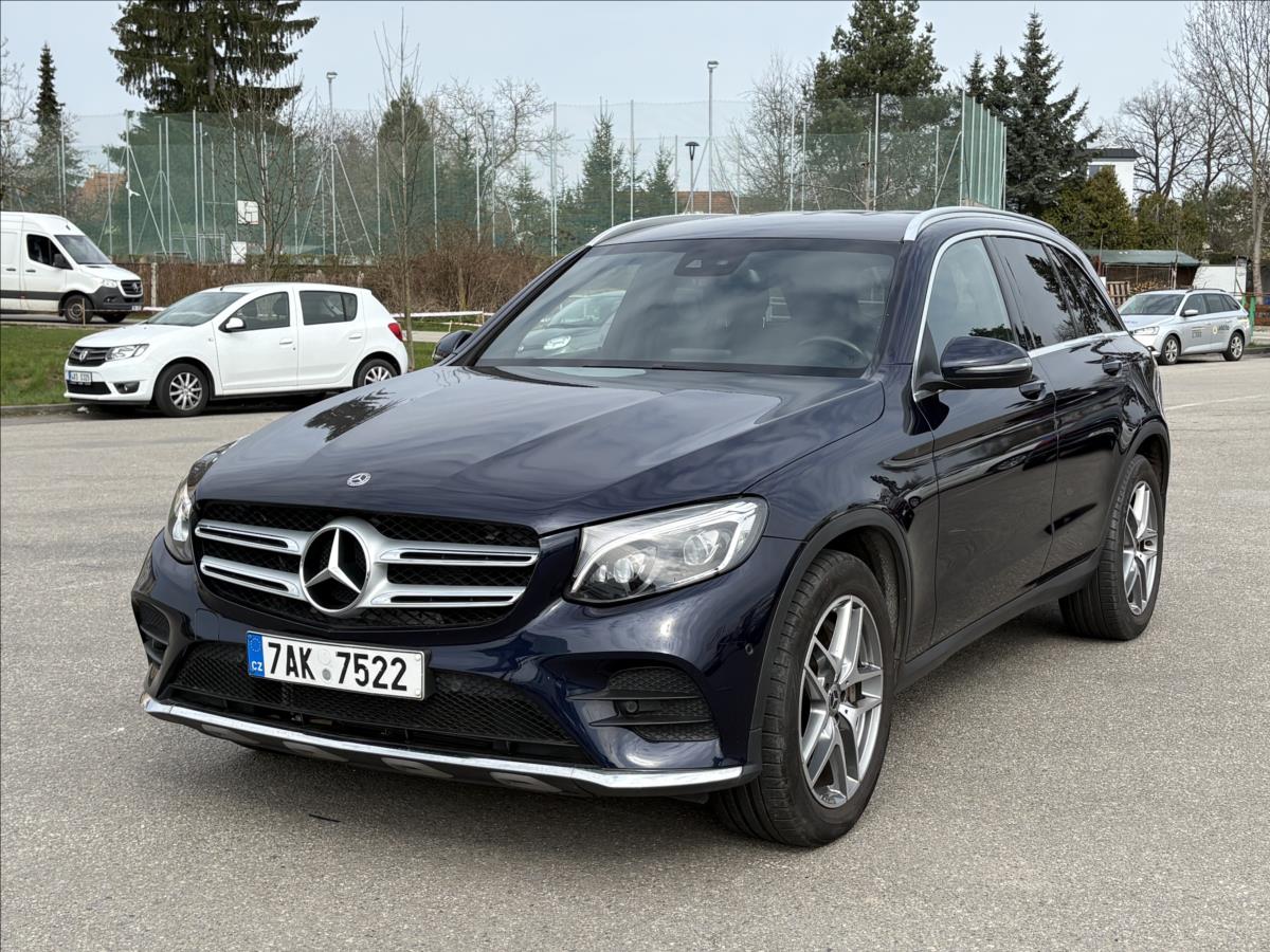 Mercedes-Benz GLC 2,0 250i 155kW 4M,AMG,Led,Navi