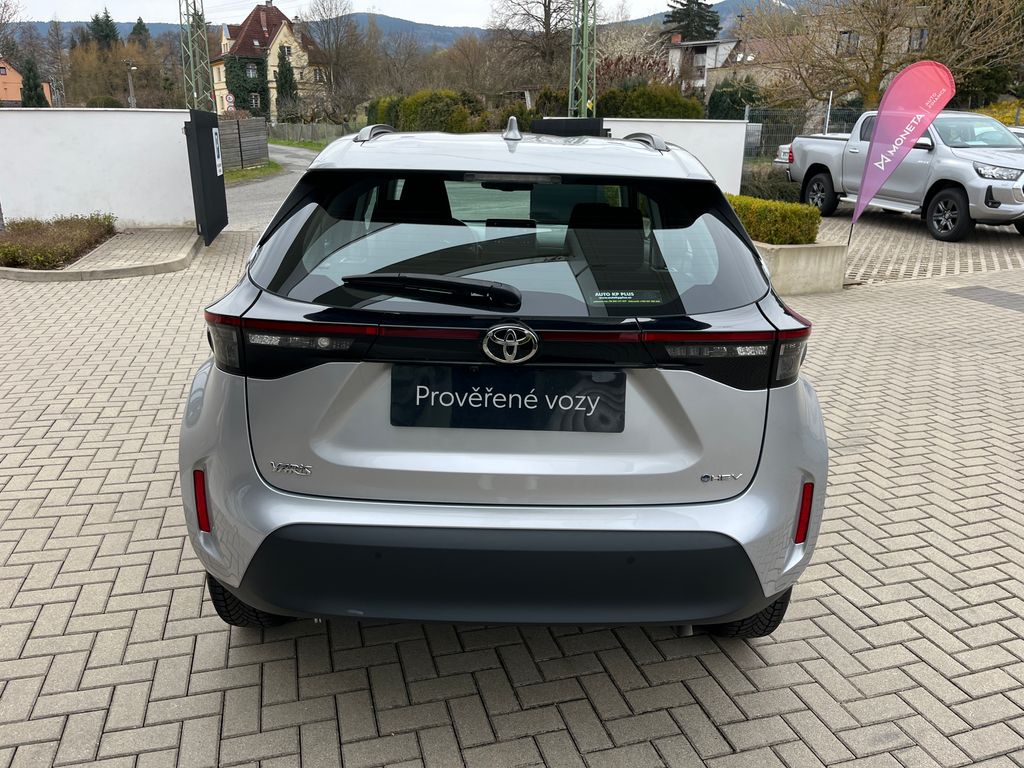 toyota-yaris-cross-1-5-hybrid-e-cvt-comfort - 4