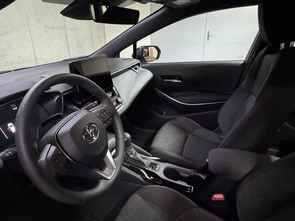 toyota-corolla-comfort-tech-1-8-hybrid-e-cvt - 8