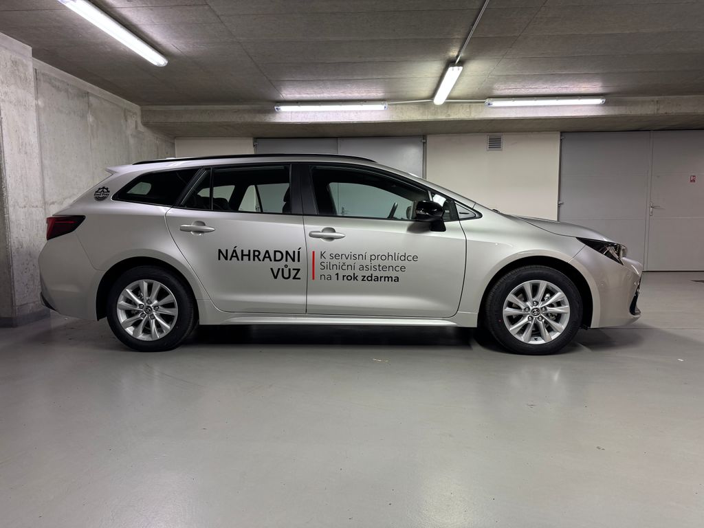 toyota-corolla-comfort-tech-1-8-hybrid-e-cvt - 3