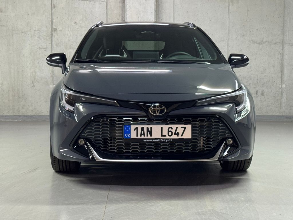 toyota-corolla-gr-sport-1-8-hybrid-e-cvt-gr - 1