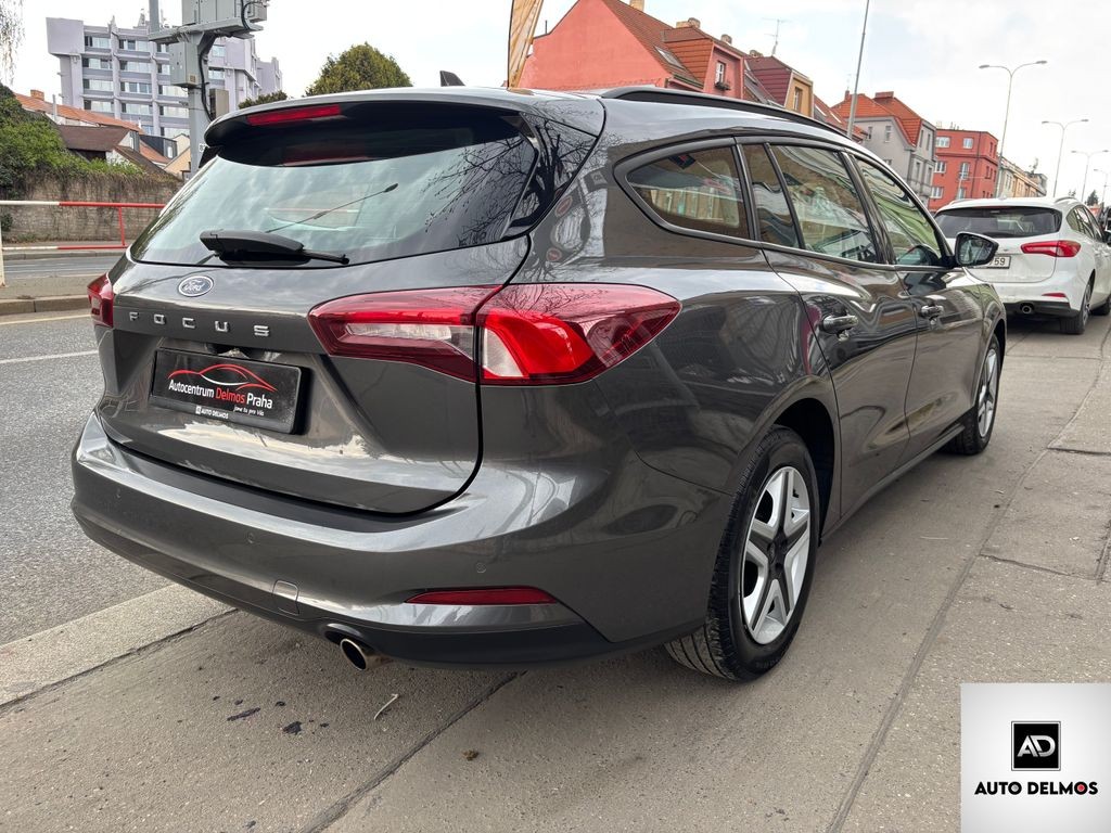ford-focus-1-5tdci-2023-titanium-1maj-at - 6