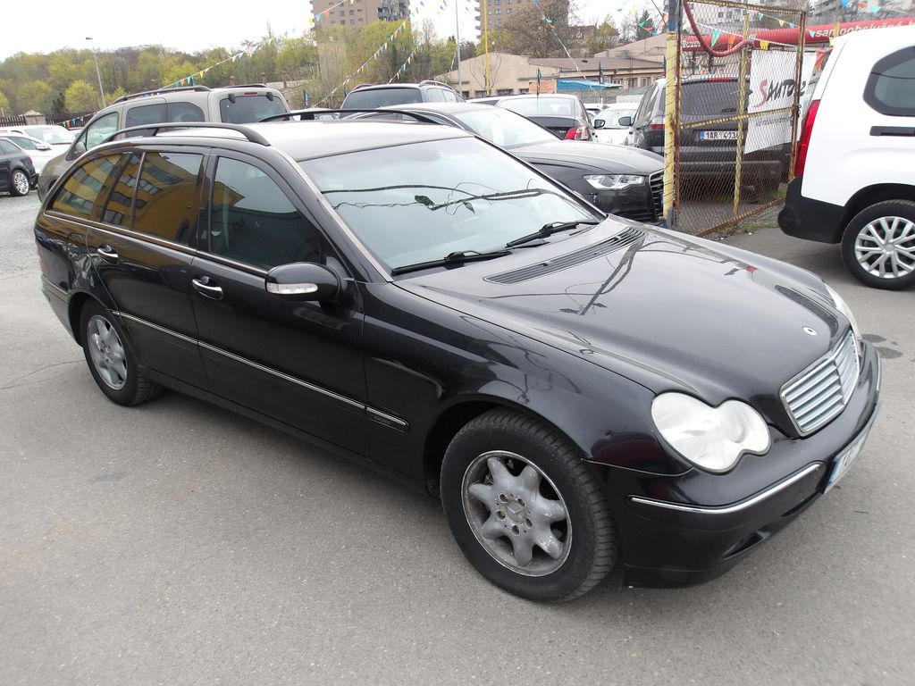 mercedes-benz-tridy-c-2-2cdi-105kw-automat - 3