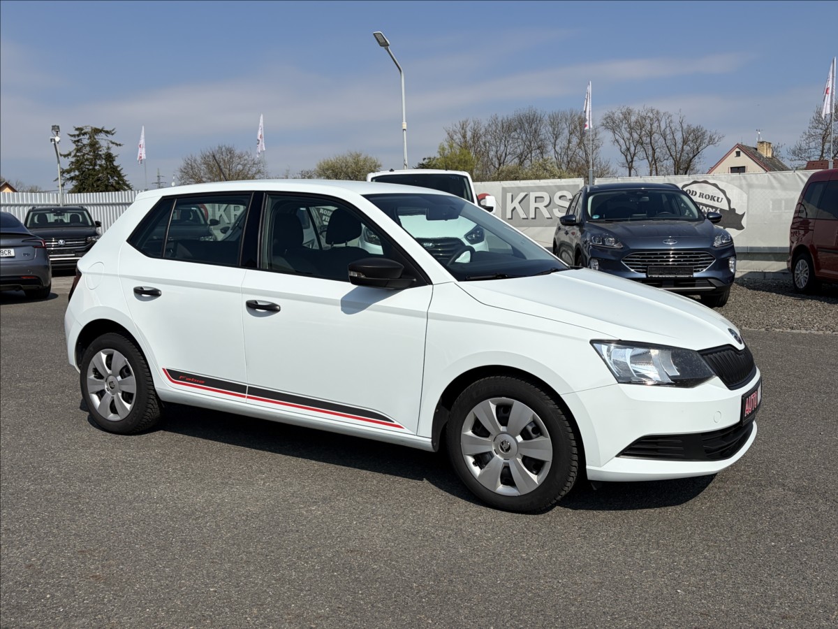 skoda-fabia-1-0-mpi-klima-1-majitelka-model-2016 - 1