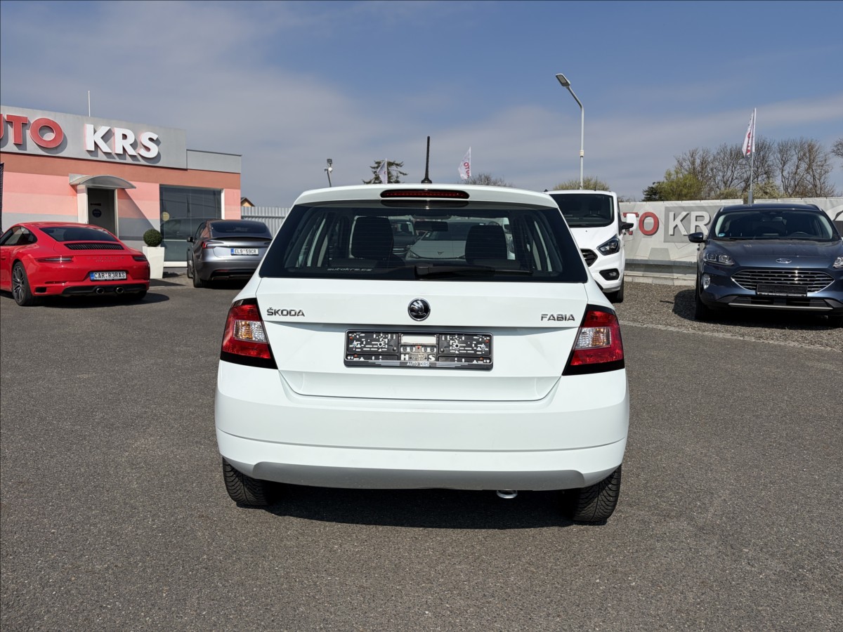 skoda-fabia-1-0-mpi-klima-1-majitelka-model-2016 - 5