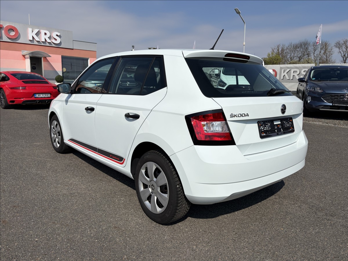 skoda-fabia-1-0-mpi-klima-1-majitelka-model-2016 - 6