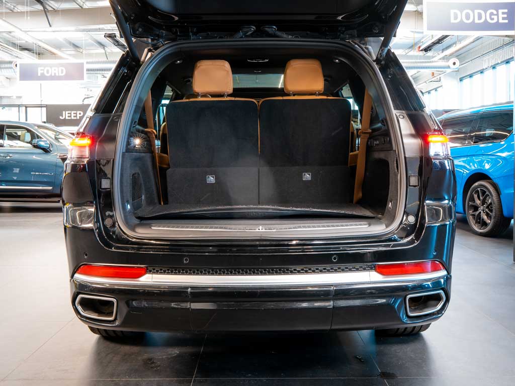 jeep-grand-cherokee-5-7-summit-reserve-l-v8-headup - 4