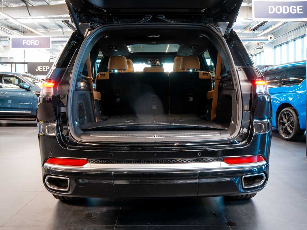 jeep-grand-cherokee-5-7-summit-reserve-l-v8-headup - 5