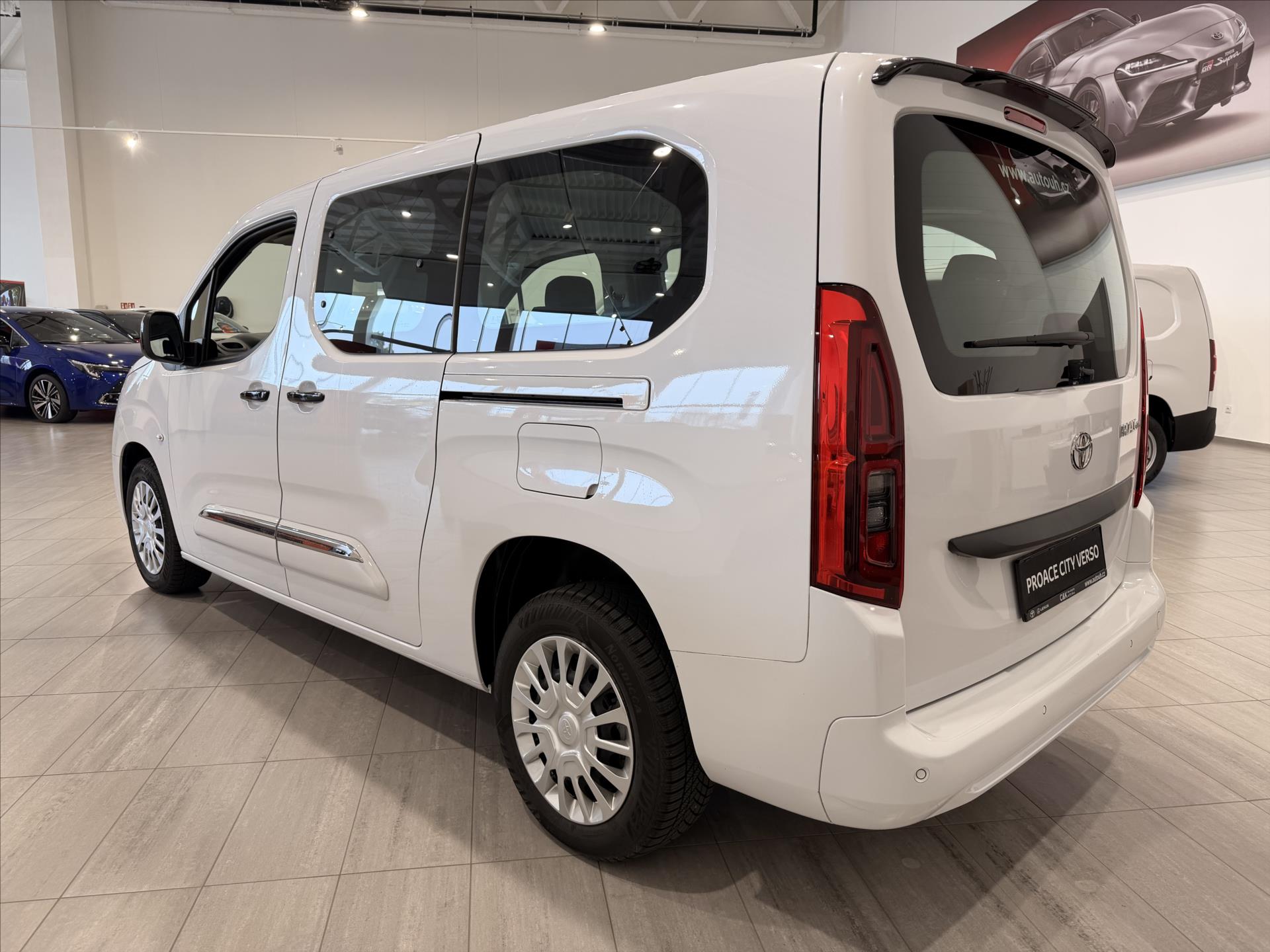 toyota-proace-1-5-business-7s-1-5-diesel-130hp-lwb - 2