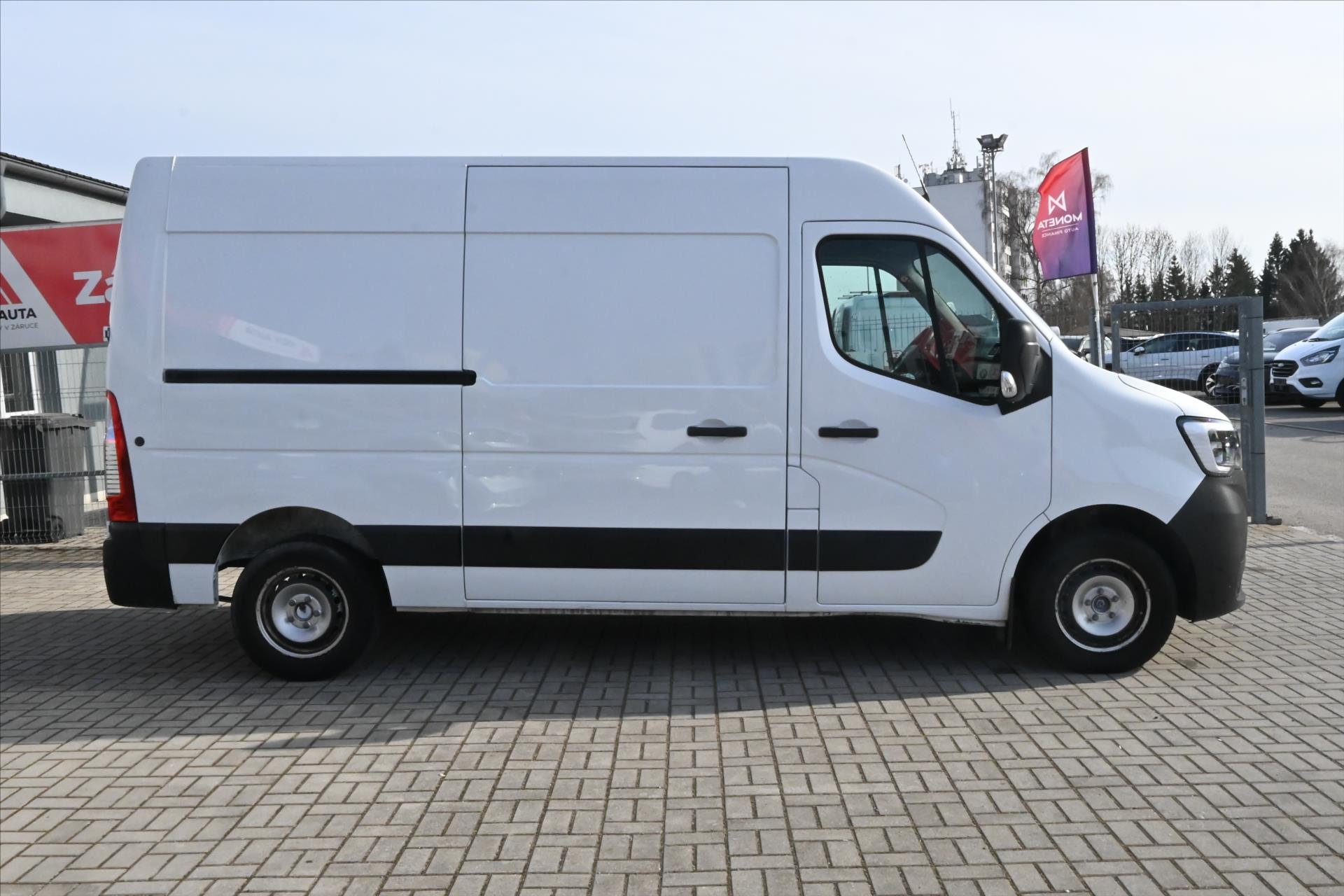 renault-master-2-3-dci-110-kw-l2h2-zaruka-az-5-let - 3