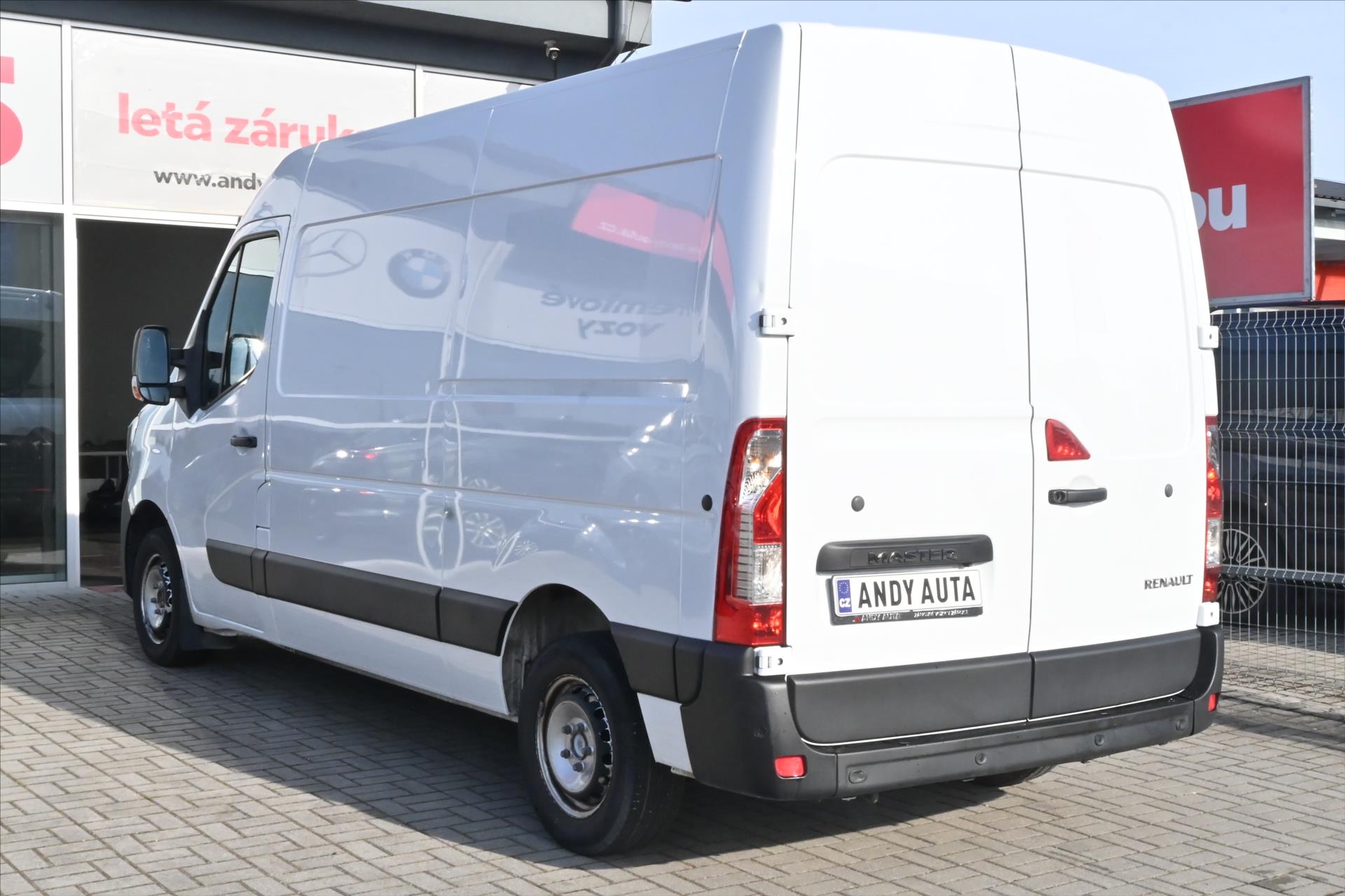 renault-master-2-3-dci-110-kw-l2h2-zaruka-az-5-let - 6