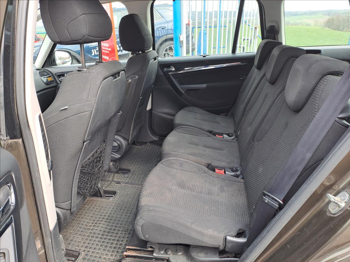 citroen-c4-picasso-1-6-hdi-7-mist-koupeno-cz - 5