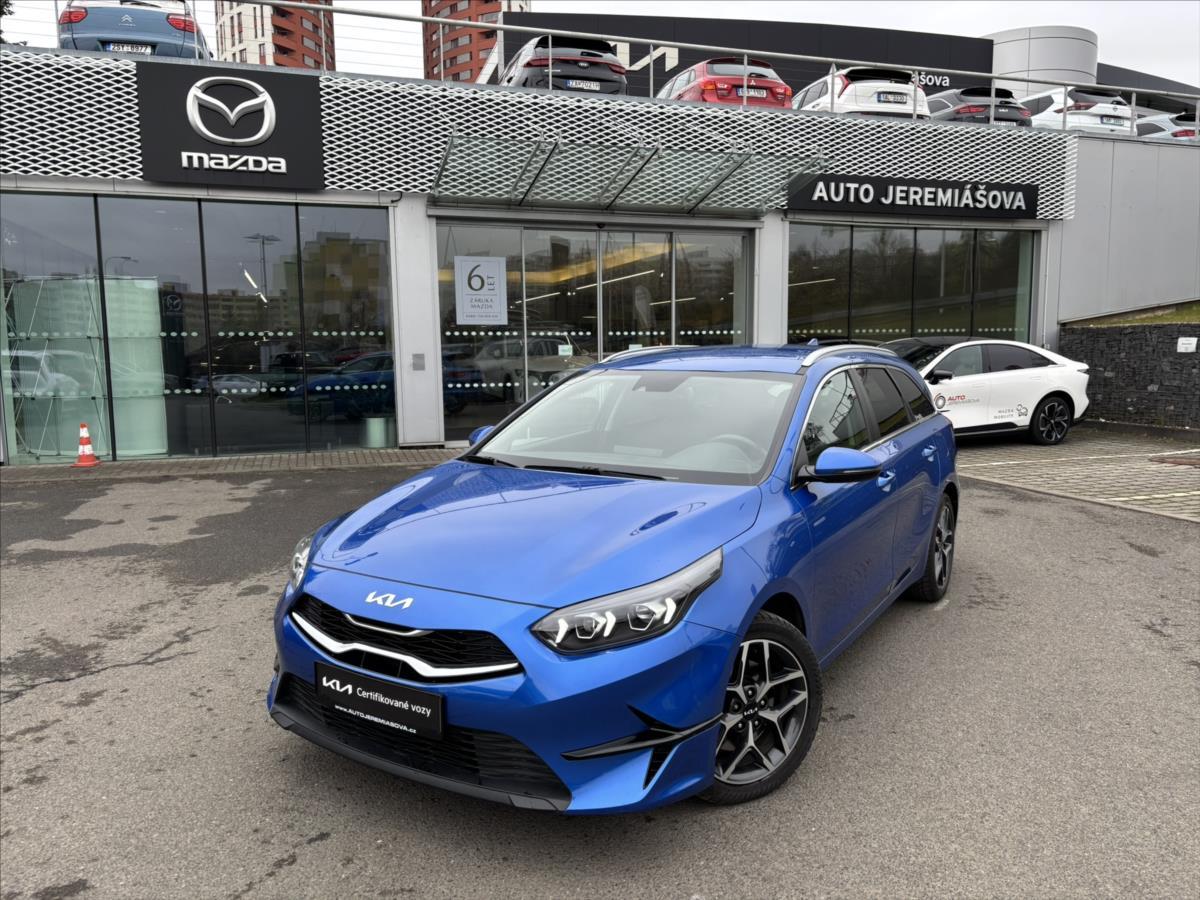 Kia Ceed 1,5 TGDi 118kW TOP ZÁRUKA NAVI