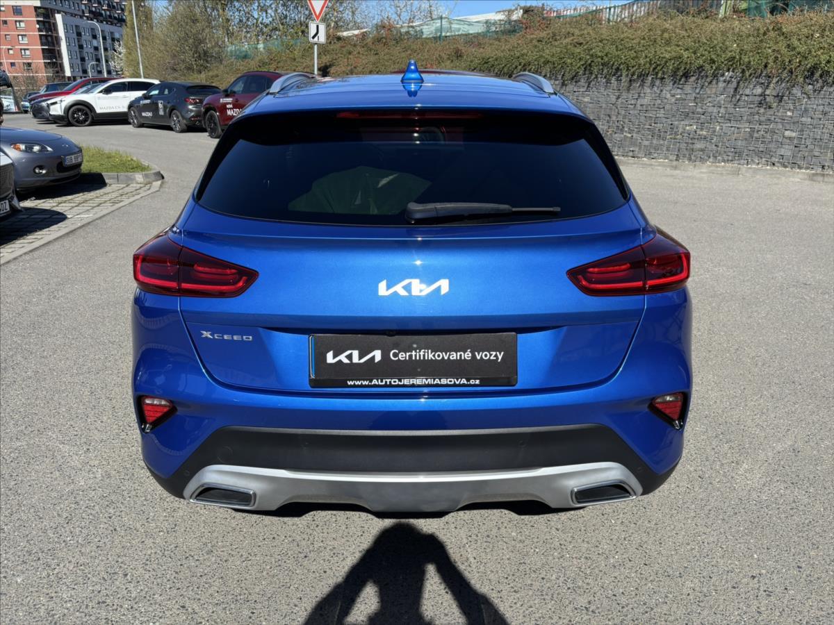 kia-xceed-1-5-i-at-black-edition-zaruka - 3