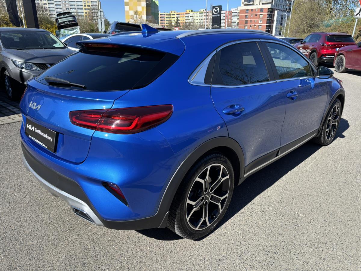 kia-xceed-1-5-i-at-black-edition-zaruka - 4