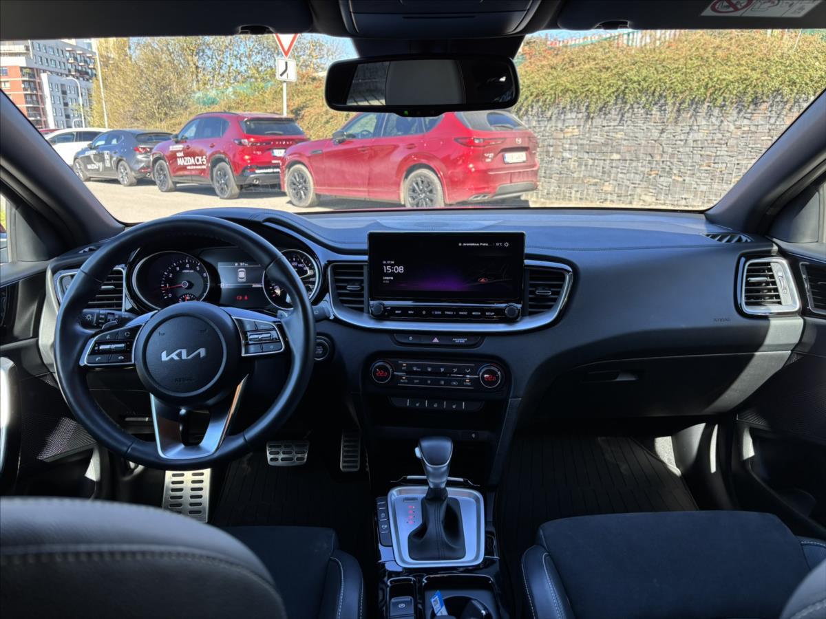 kia-xceed-1-5-i-at-black-edition-zaruka - 8