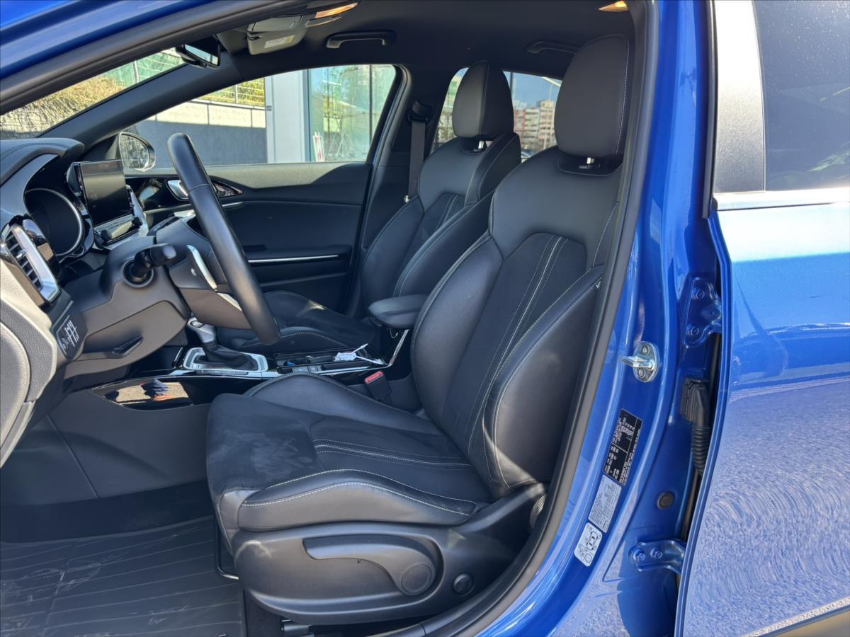 kia-xceed-1-5-i-at-black-edition-zaruka - 9