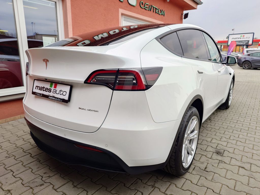 tesla-model-y-long-range-dual-motor-378-kw-s - 5