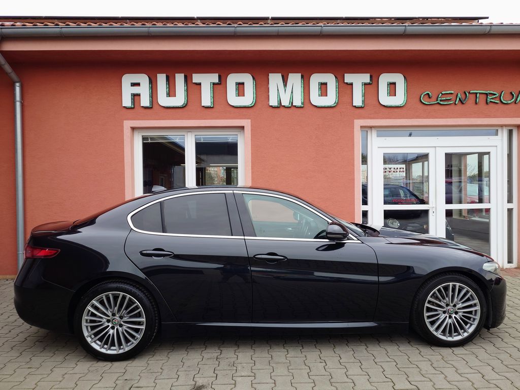 alfa-romeo-giulia-2-2-jtdm-132-kw - 4