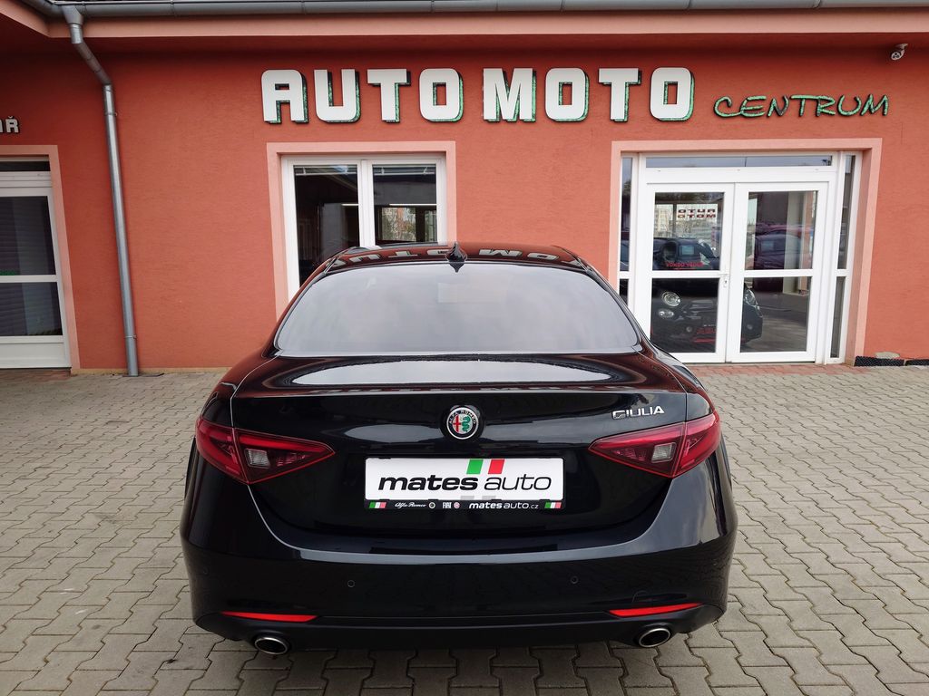 alfa-romeo-giulia-2-2-jtdm-132-kw - 7