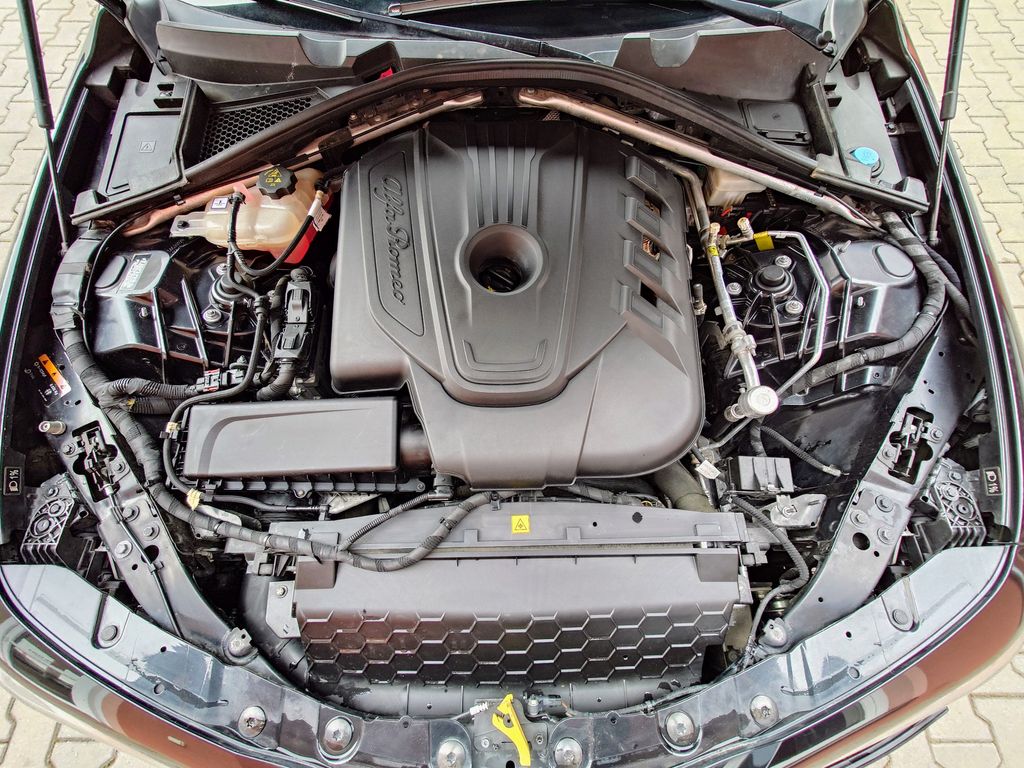 alfa-romeo-giulia-2-2-jtdm-132-kw - 8