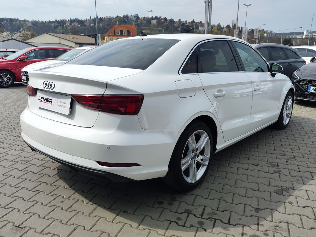 audi-a3-2-0-tdi-110kw-s-line-s-tronic - 4