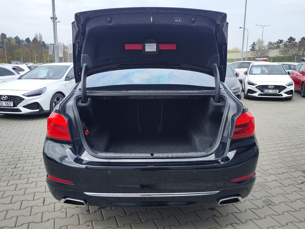 bmw-rada-5-540d-235kw-xdrive-luxury-at - 8
