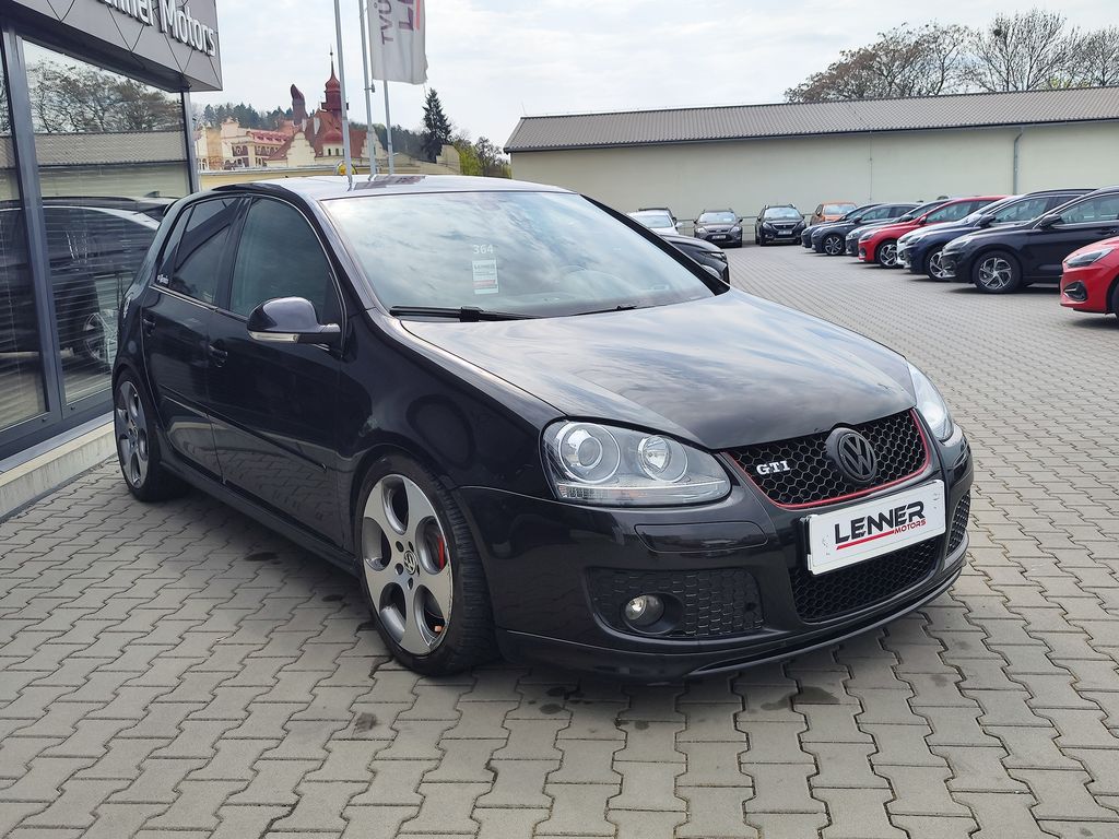 volkswagen-golf-2-0-tfsi-147kw-gti - 2
