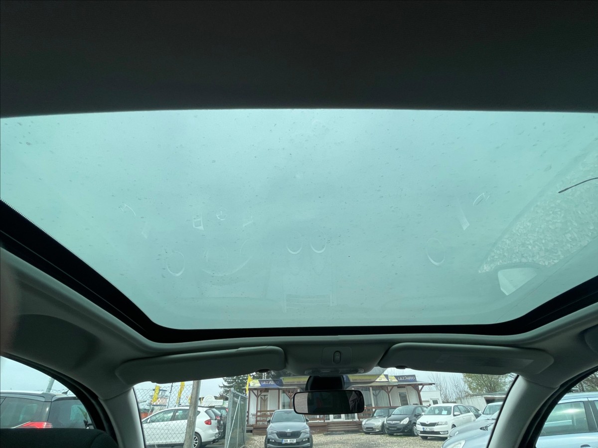 nissan-qashqai-2-0-i-16-v-4x4 - 7