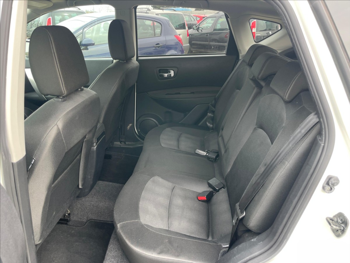 nissan-qashqai-2-0-i-16-v-4x4 - 9